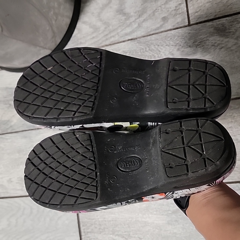 Multi Color Hawaian Print Clogs From Scrub Store … - image 2